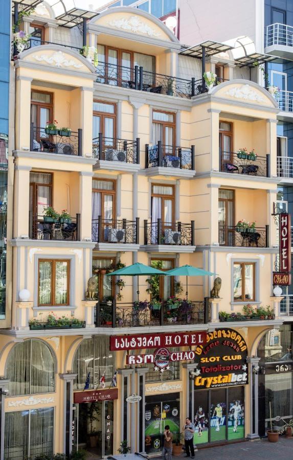 Chao Hotel